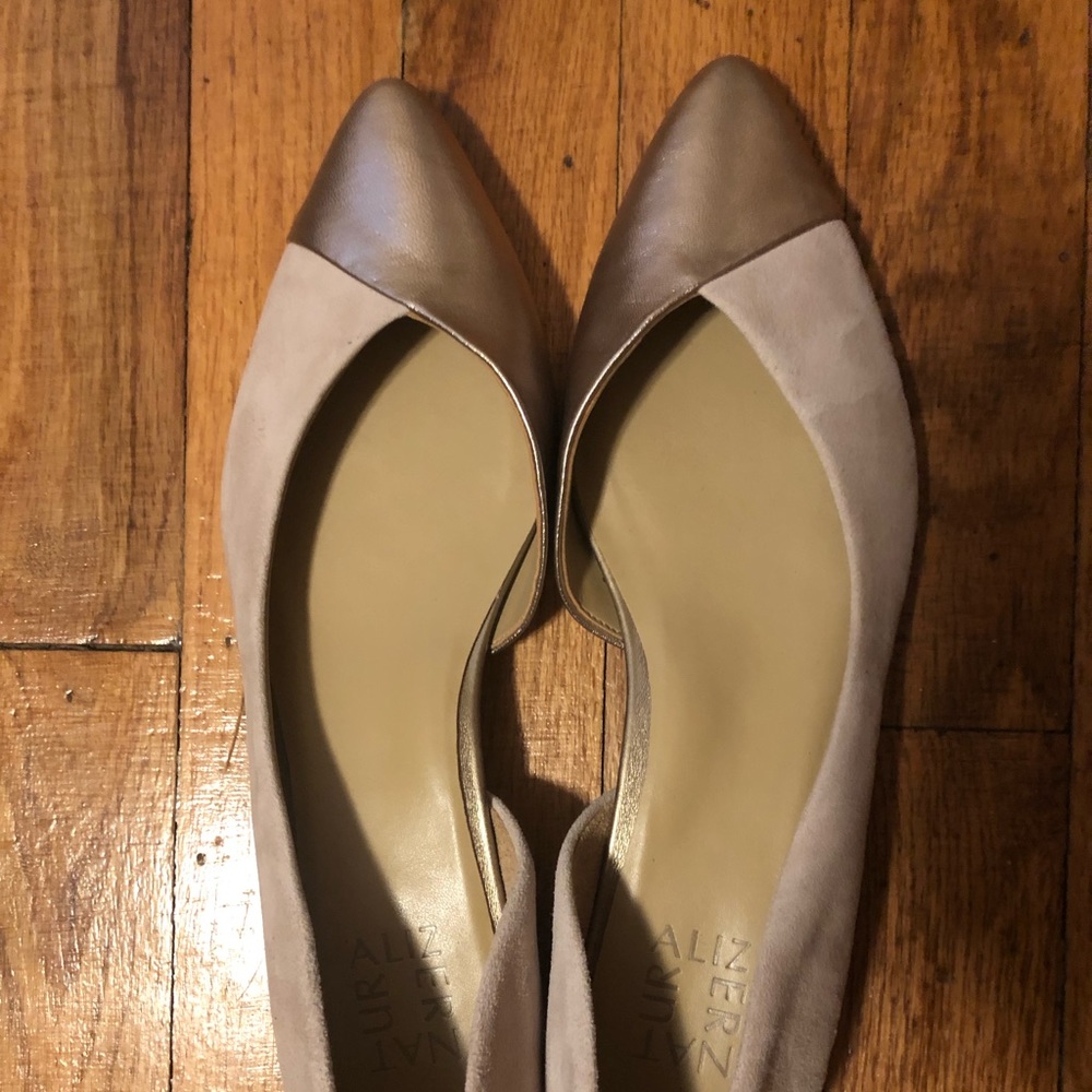 Gorgeous new Naturalizer flats. Two tone. 8.5N